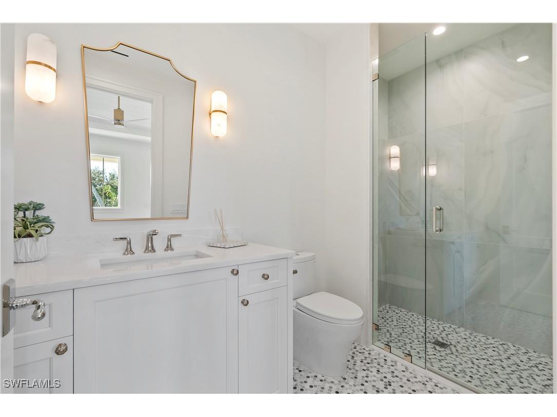 285 Central Avenue Naples FL 34102 225073939 image32