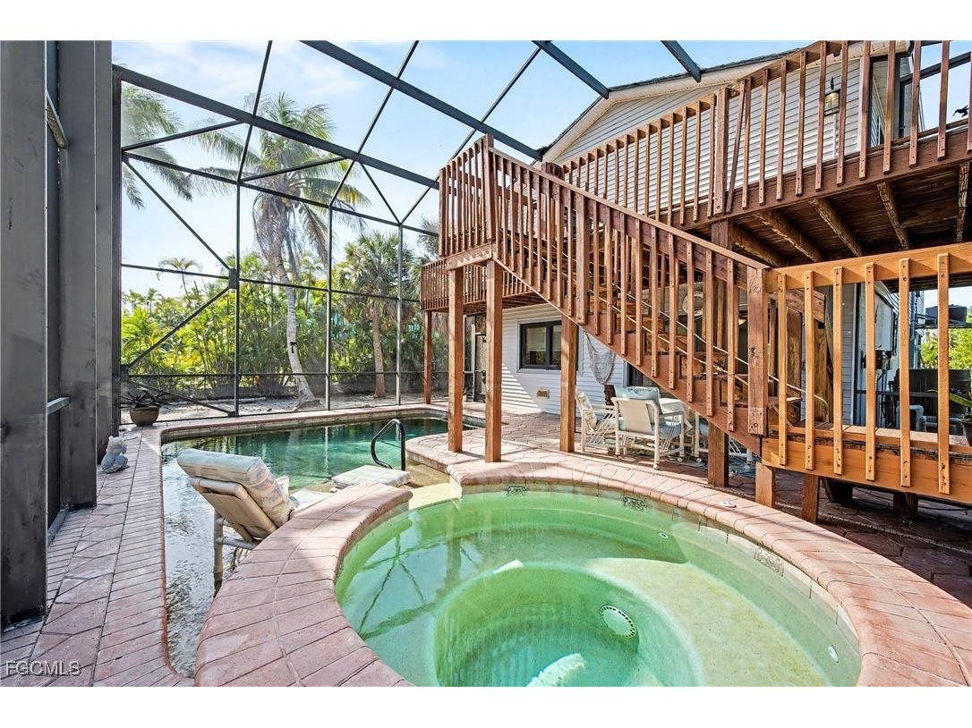 285 Dundee Road Fort Myers Beach FL 33931 2025026211 image8