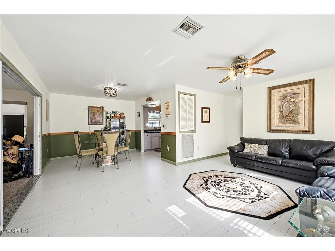 285 Dundee Road Fort Myers Beach FL 33931 2025026211 image9