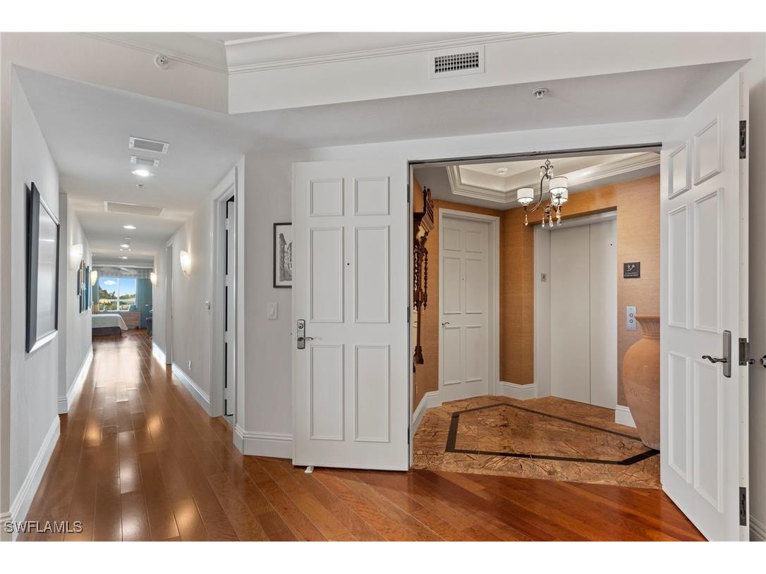 285 Grande Way #404 Naples FL 34110 225073619 image25