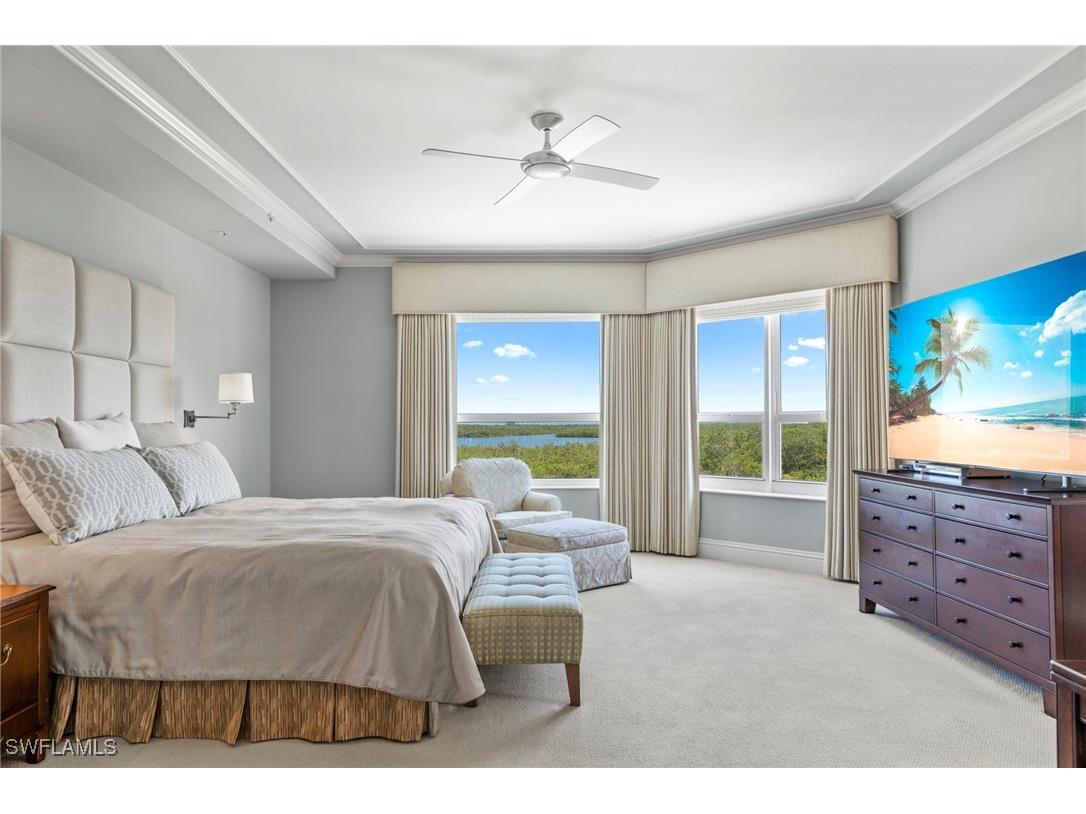 285 Grande Way #404 Naples FL 34110 225073619 image3