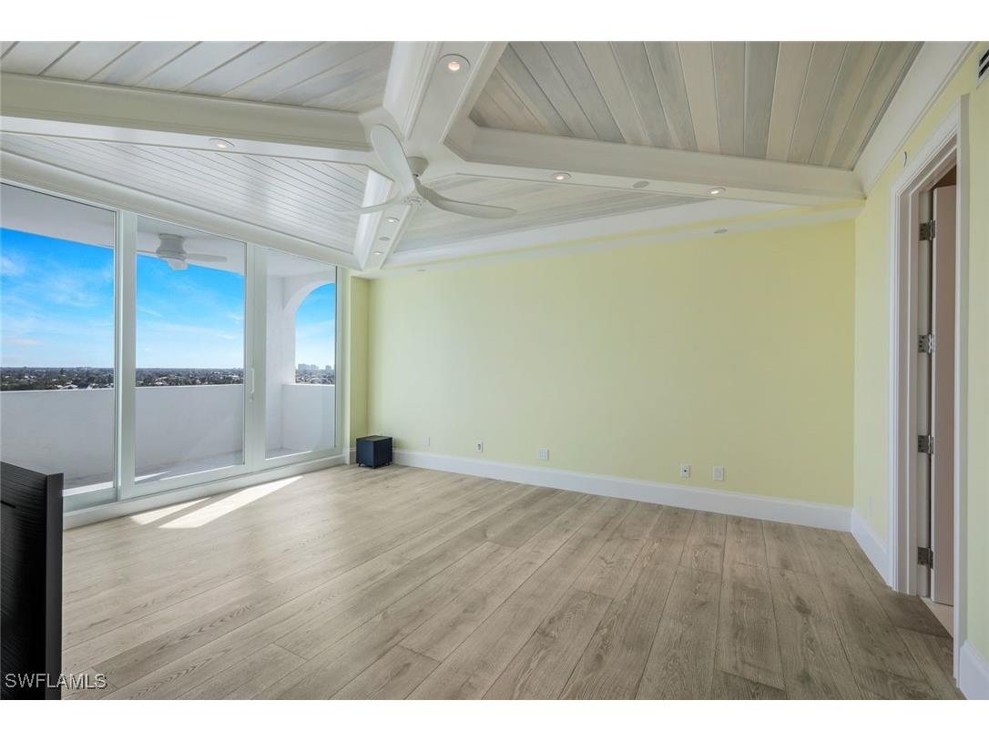 285 Grande Way #1006 Naples FL 34110 226002624 image30