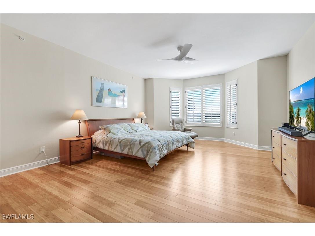 285 Grande Way #401 Naples FL 34110 225078383 image23