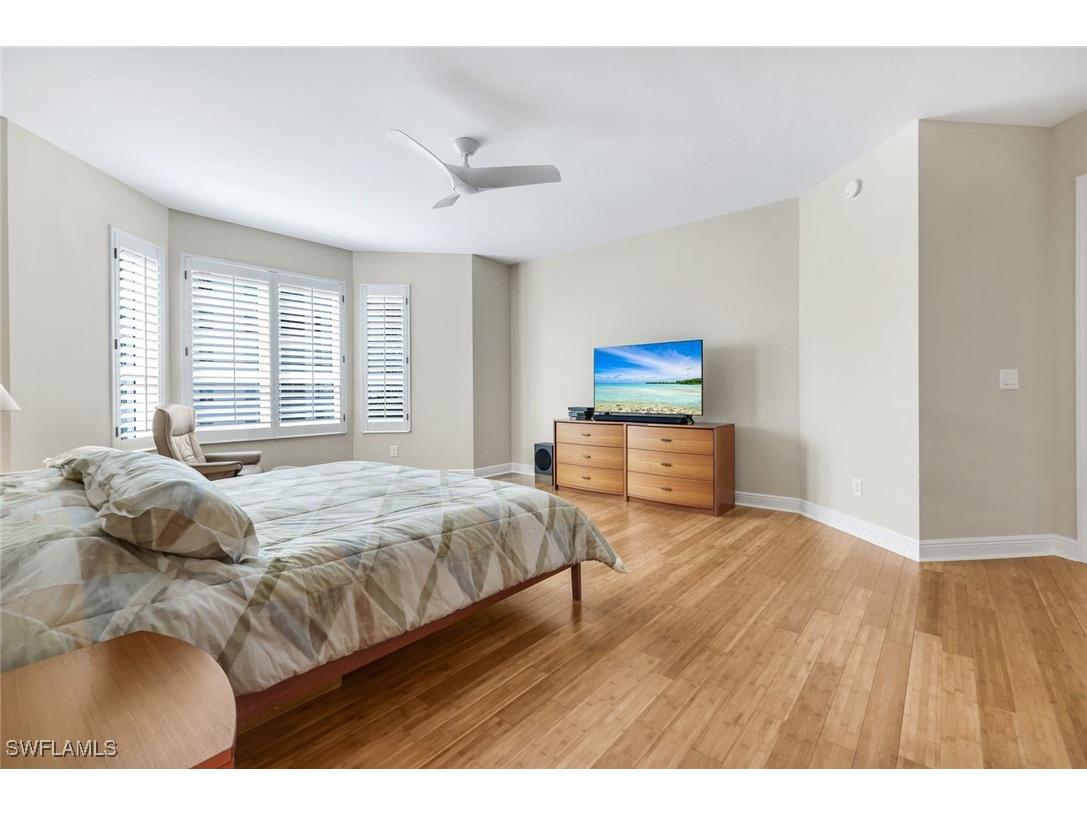 285 Grande Way #401 Naples FL 34110 225078383 image24