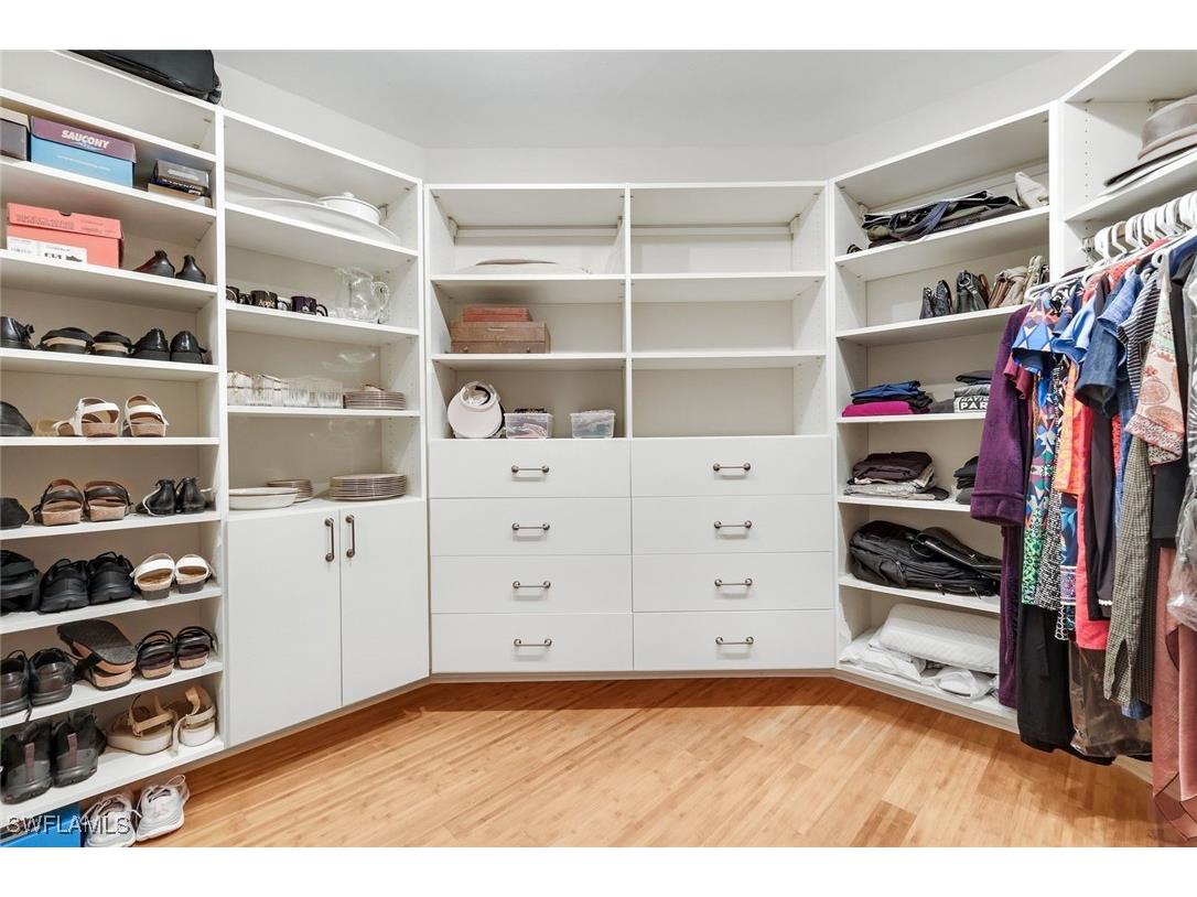 285 Grande Way #401 Naples FL 34110 225078383 image25