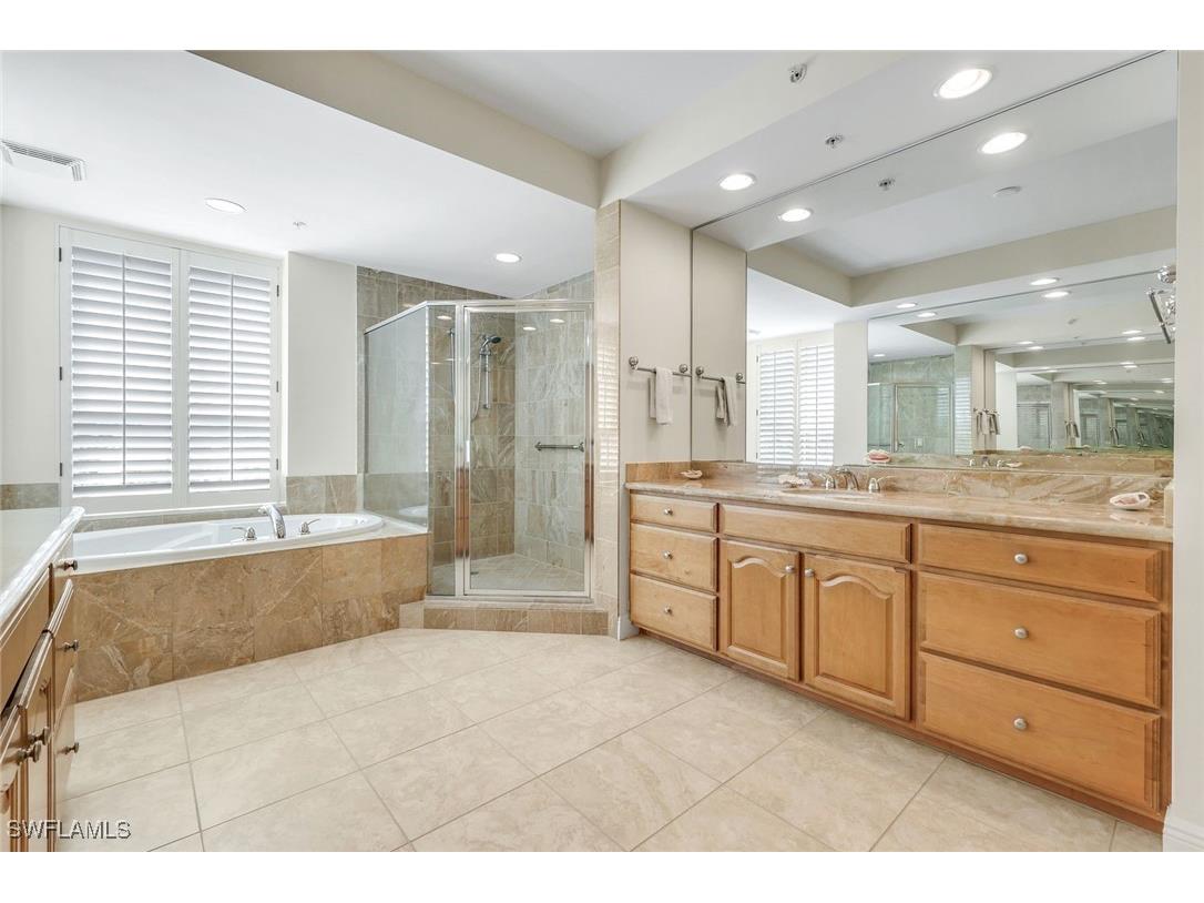 285 Grande Way #401 Naples FL 34110 225078383 image27