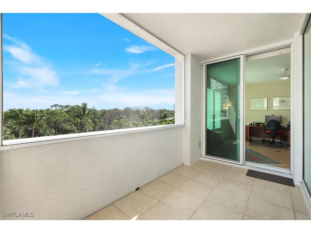 285 Grande Way #401 Naples FL 34110 225078383 image34