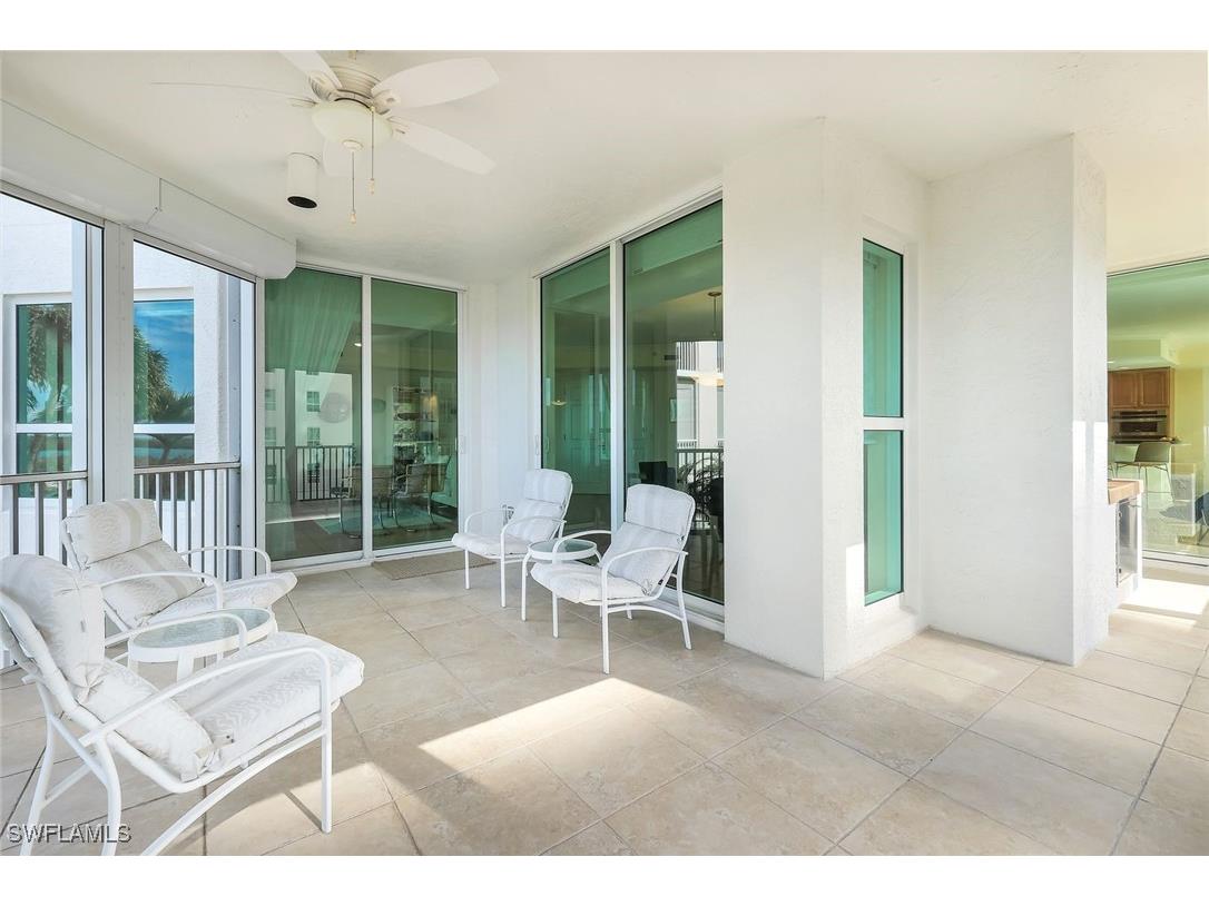 285 Grande Way #401 Naples FL 34110 225078383 image39