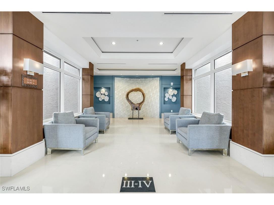 285 Grande Way #401 Naples FL 34110 225078383 image6