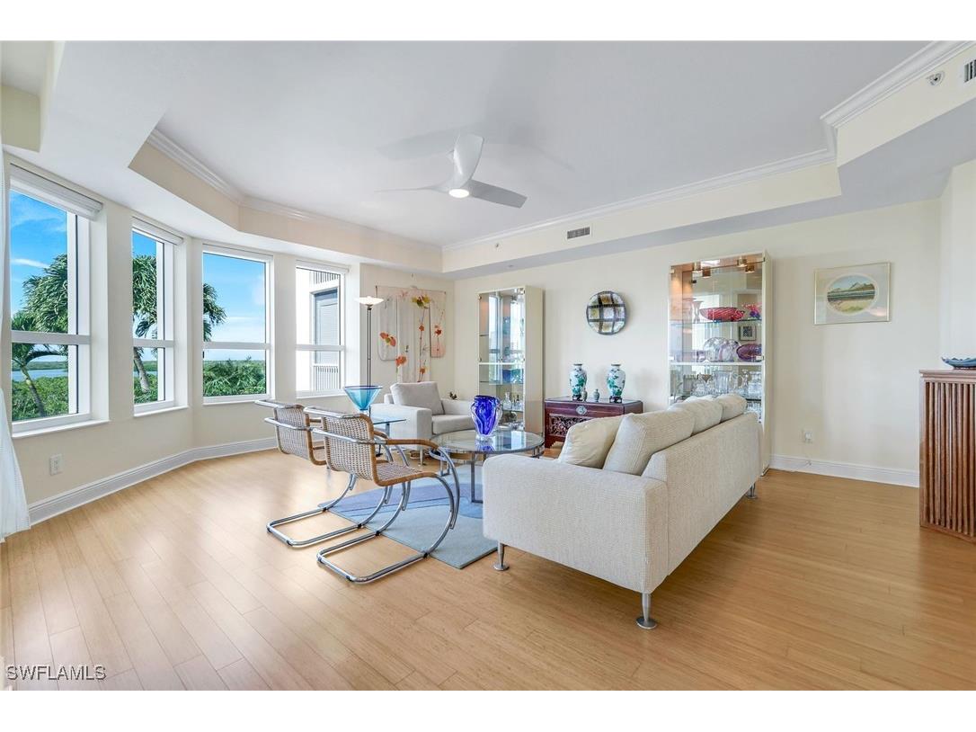 285 Grande Way #401 Naples FL 34110 225078383 image9