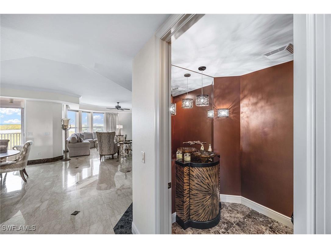 285 Grande Way #501 Naples FL 34110 226005228 image17