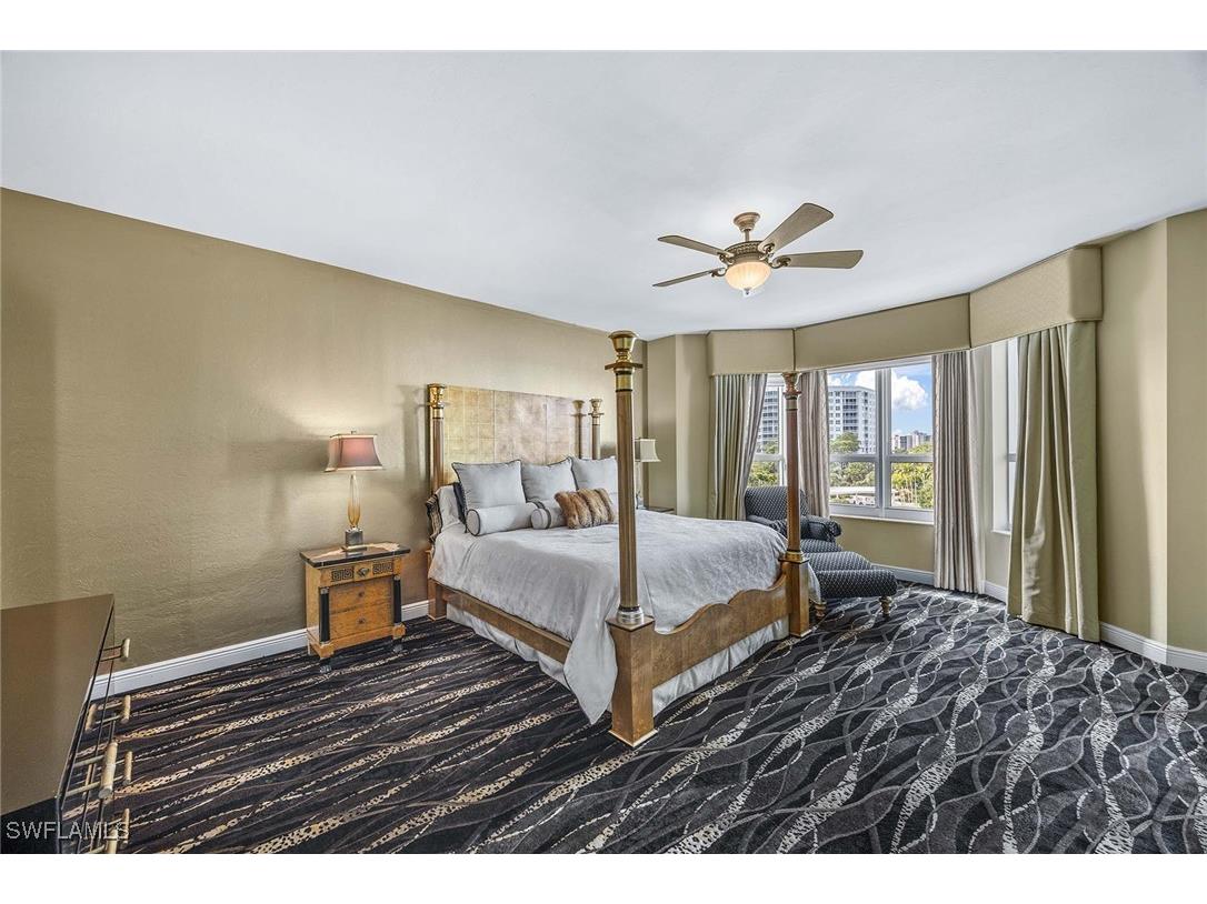 285 Grande Way #501 Naples FL 34110 226005228 image19