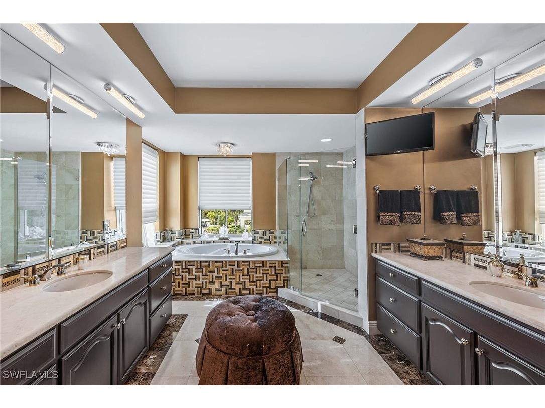 285 Grande Way #501 Naples FL 34110 226005228 image22