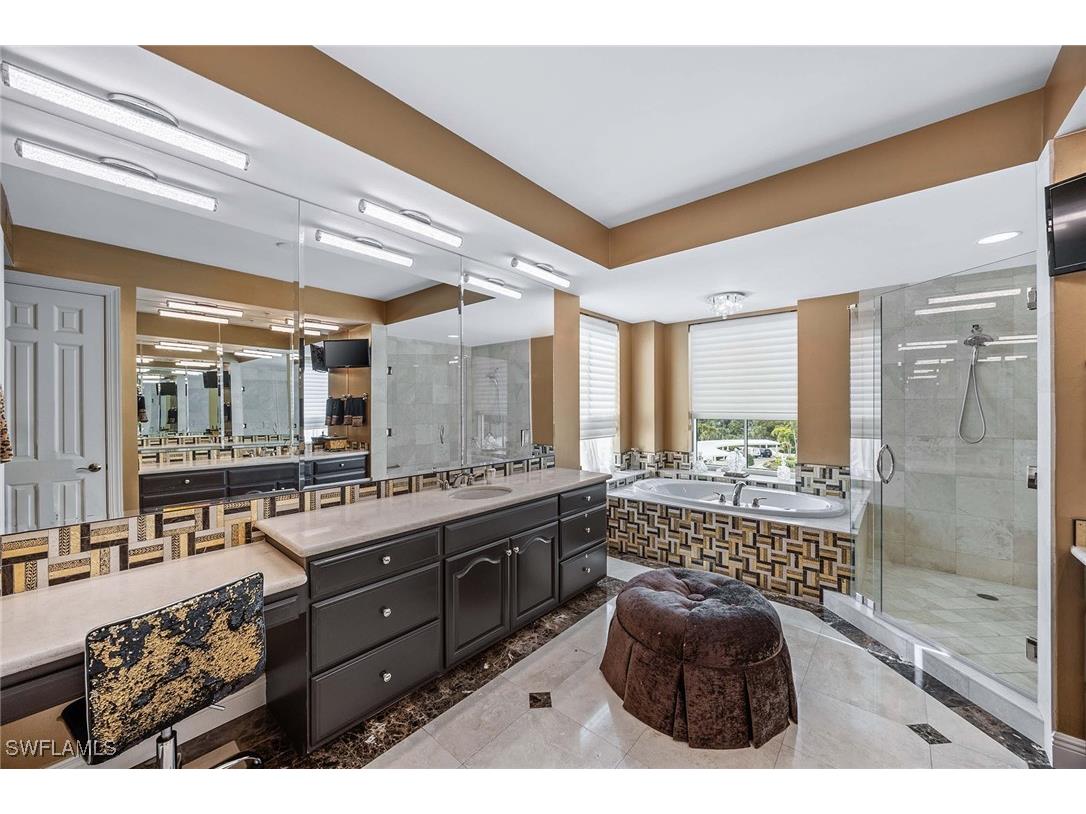 285 Grande Way #501 Naples FL 34110 226005228 image23