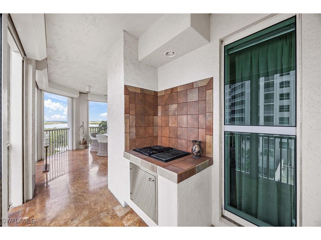 285 Grande Way #501 Naples FL 34110 226005228 image31