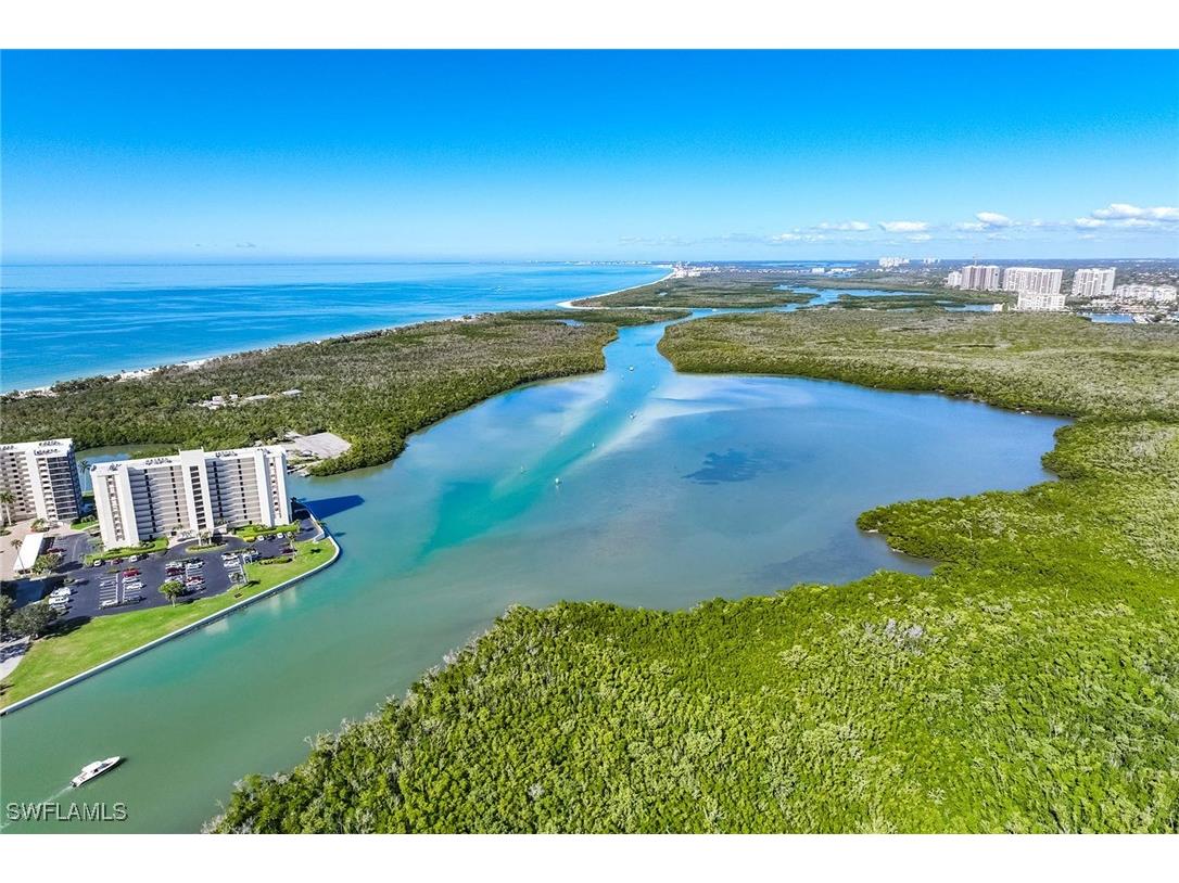 285 Grande Way #501 Naples FL 34110 226005228 image35