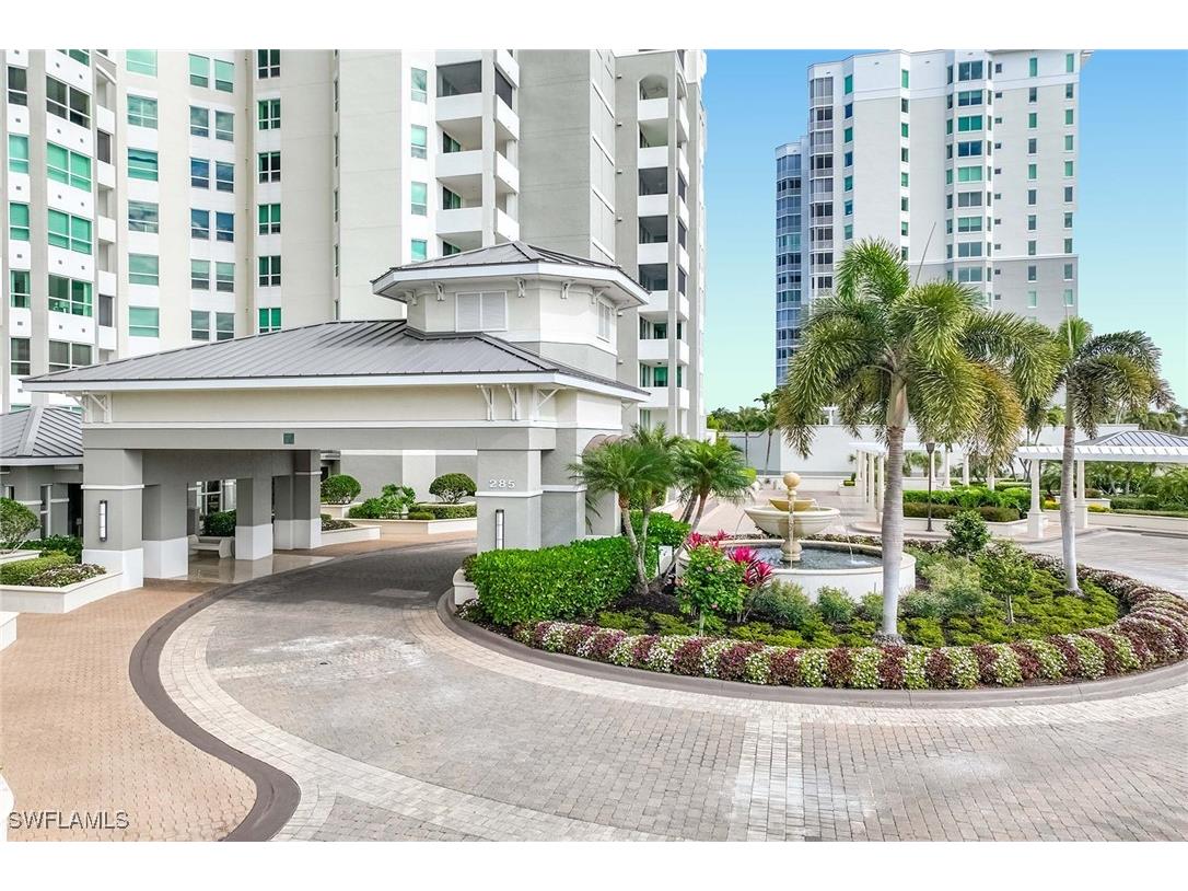 285 Grande Way #501 Naples FL 34110 226005228 image4