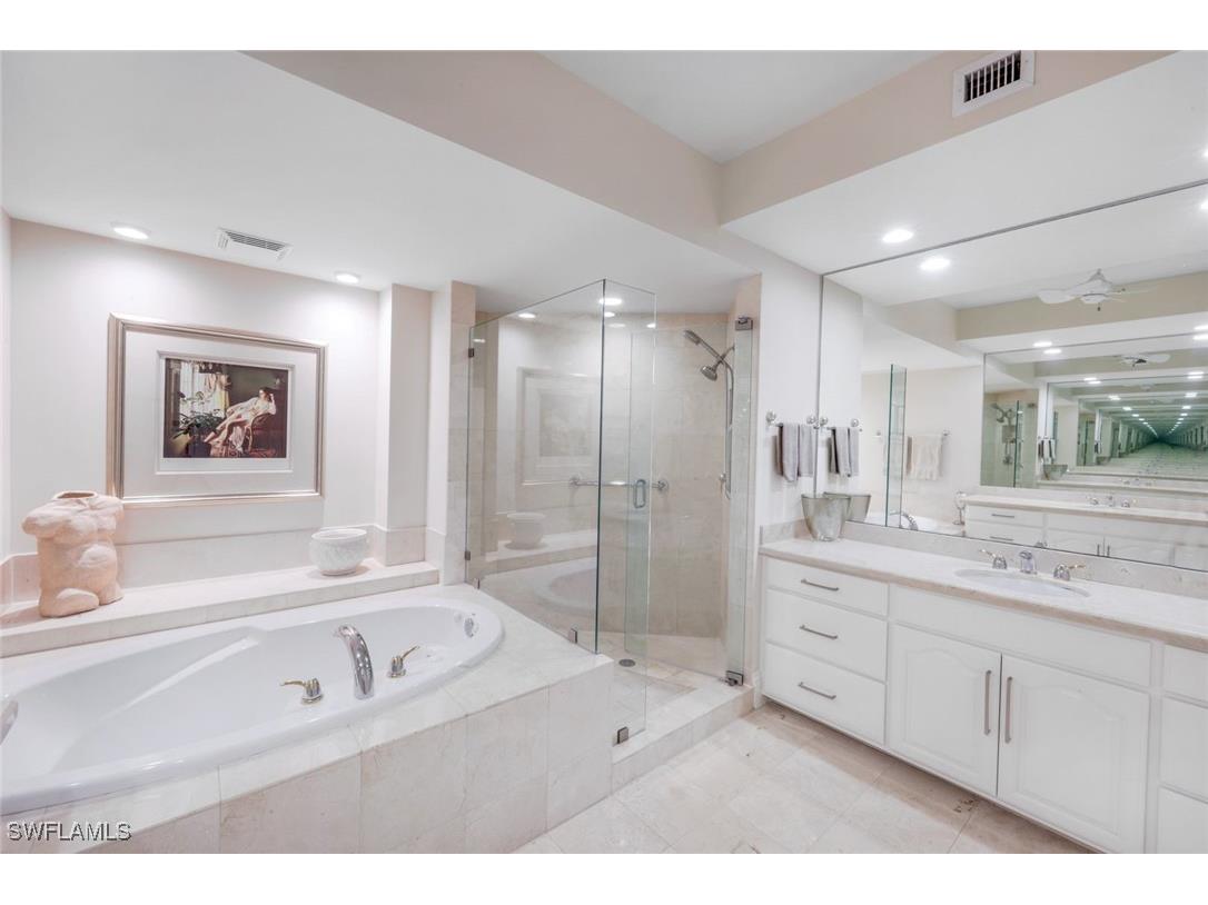 285 Grande Way #503 Naples FL 34110 225060912 image24