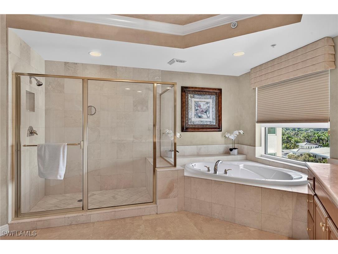 285 Grande Way #705 Naples FL 34110 225032710 image16