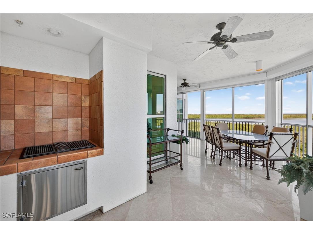 285 Grande Way #705 Naples FL 34110 225072404 image5