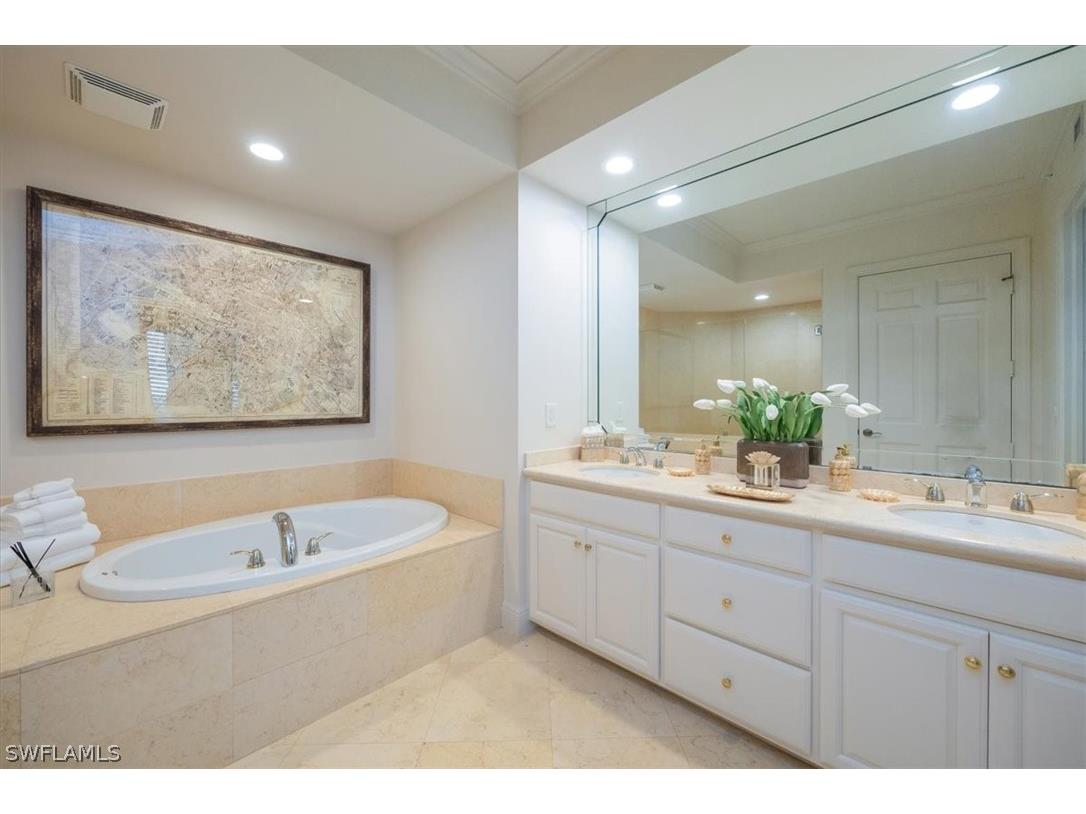 285 Grande Way #706 Naples FL 34110 226012141 image13
