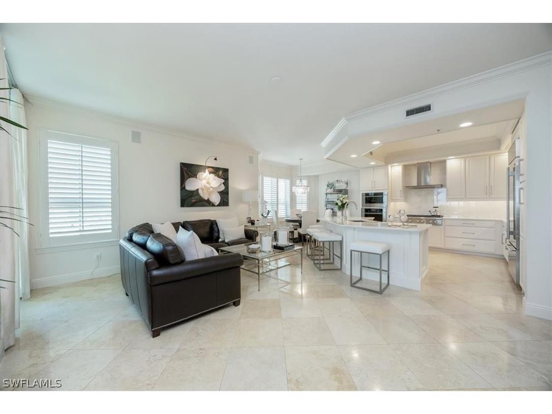 285 Grande Way #706 Naples FL 34110 226012141 image3