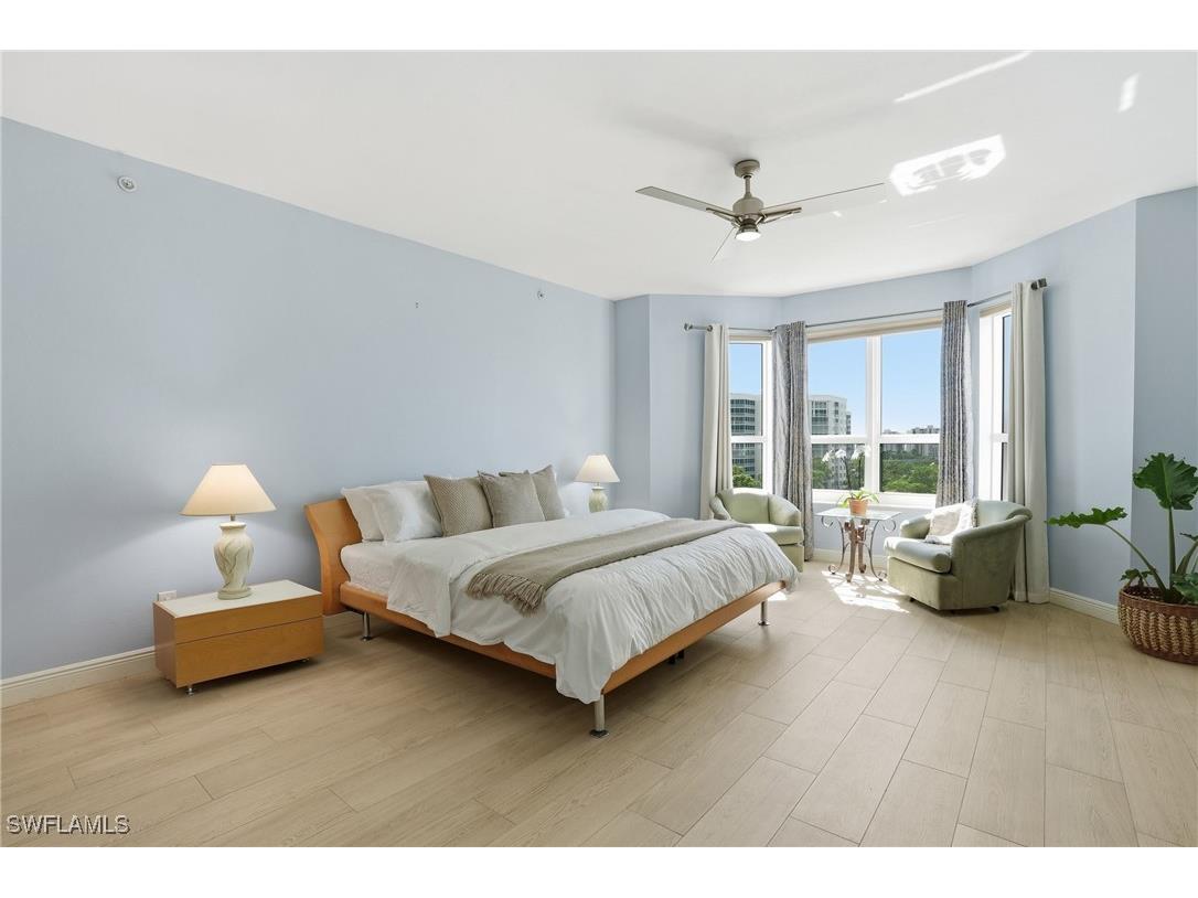 285 Grande Way #801 Naples FL 34110 225076887 image17