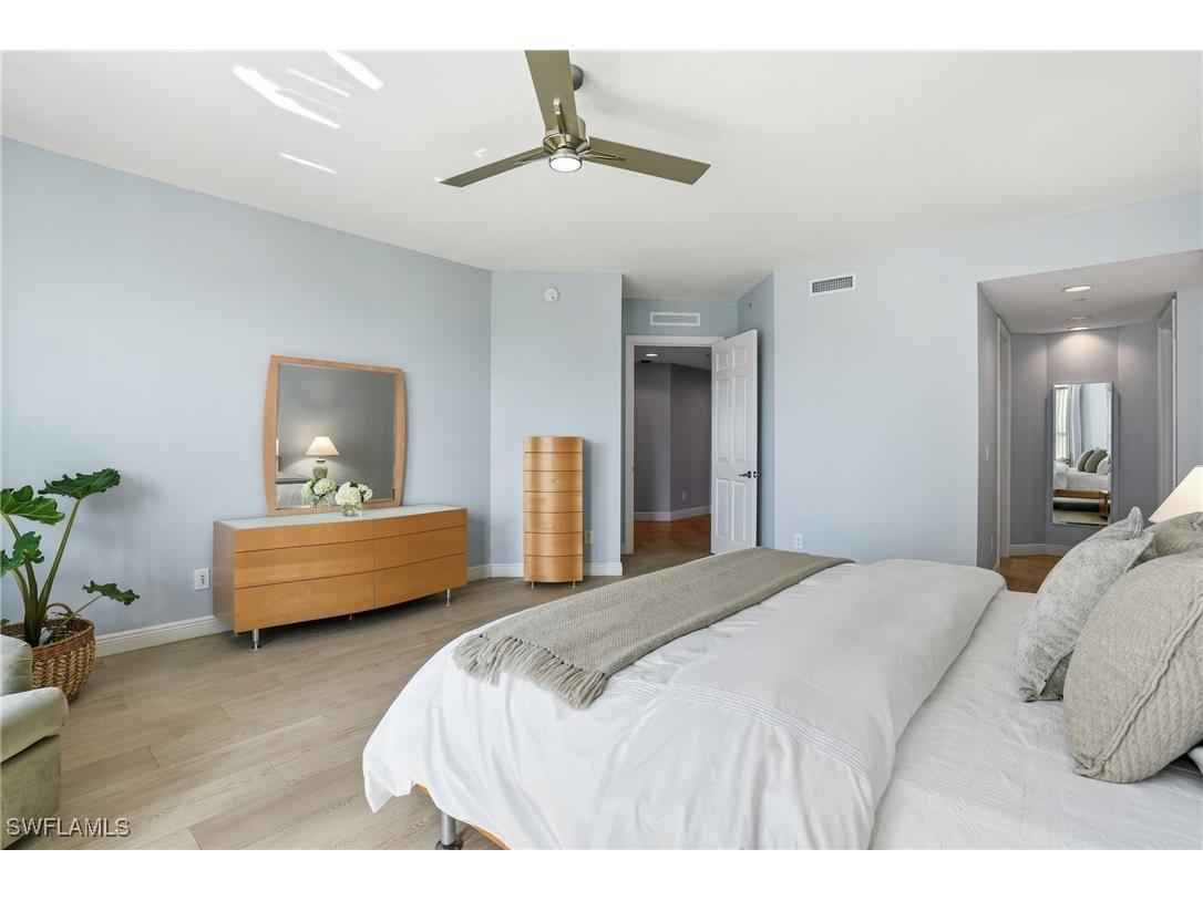 285 Grande Way #801 Naples FL 34110 225076887 image20