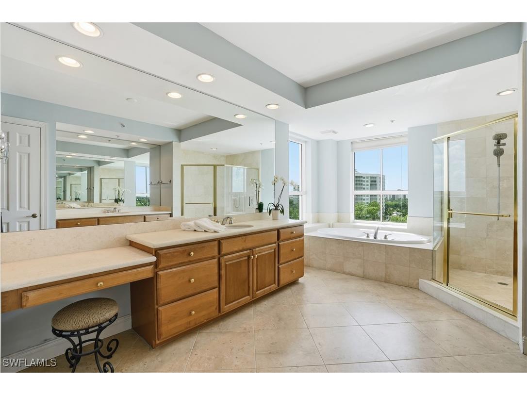 285 Grande Way #801 Naples FL 34110 225076887 image21