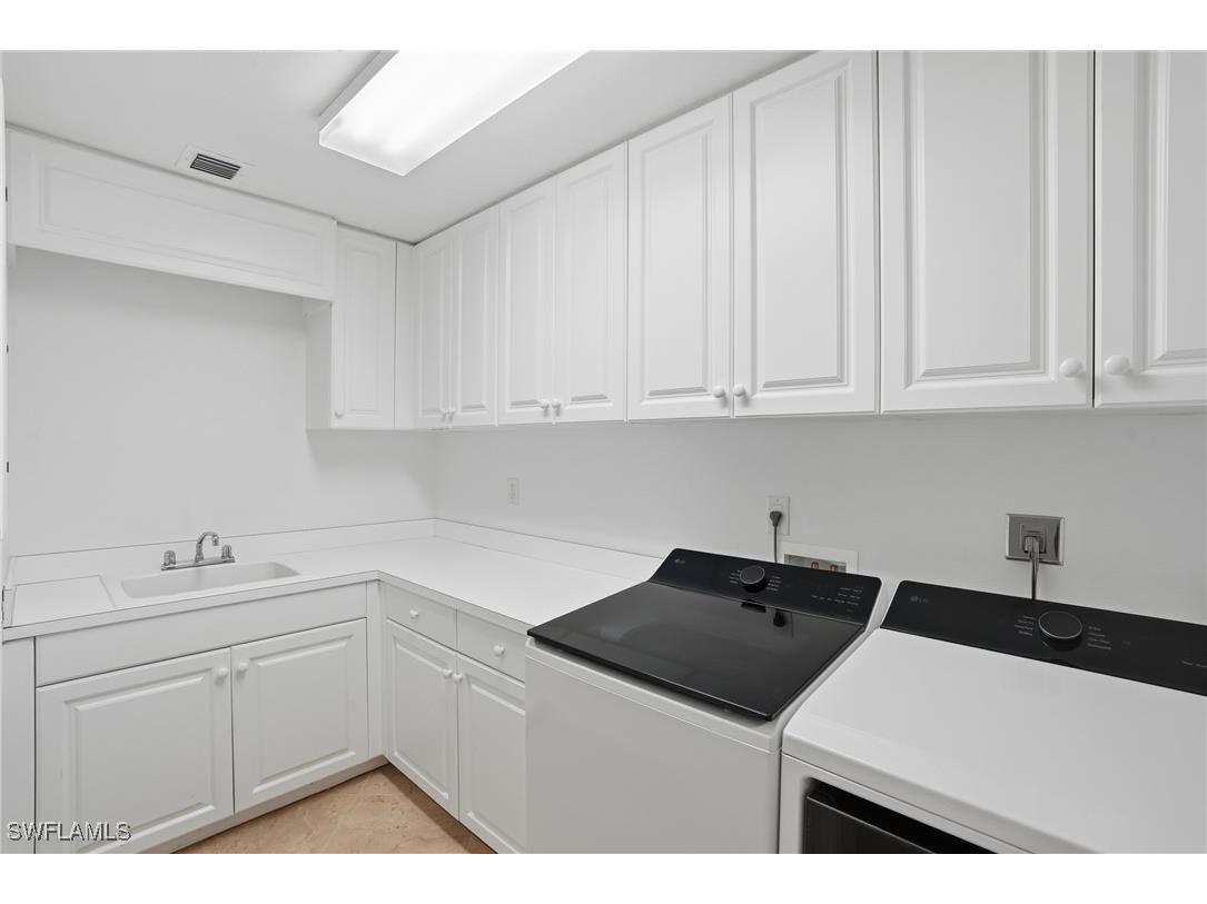 285 Grande Way #801 Naples FL 34110 225076887 image31