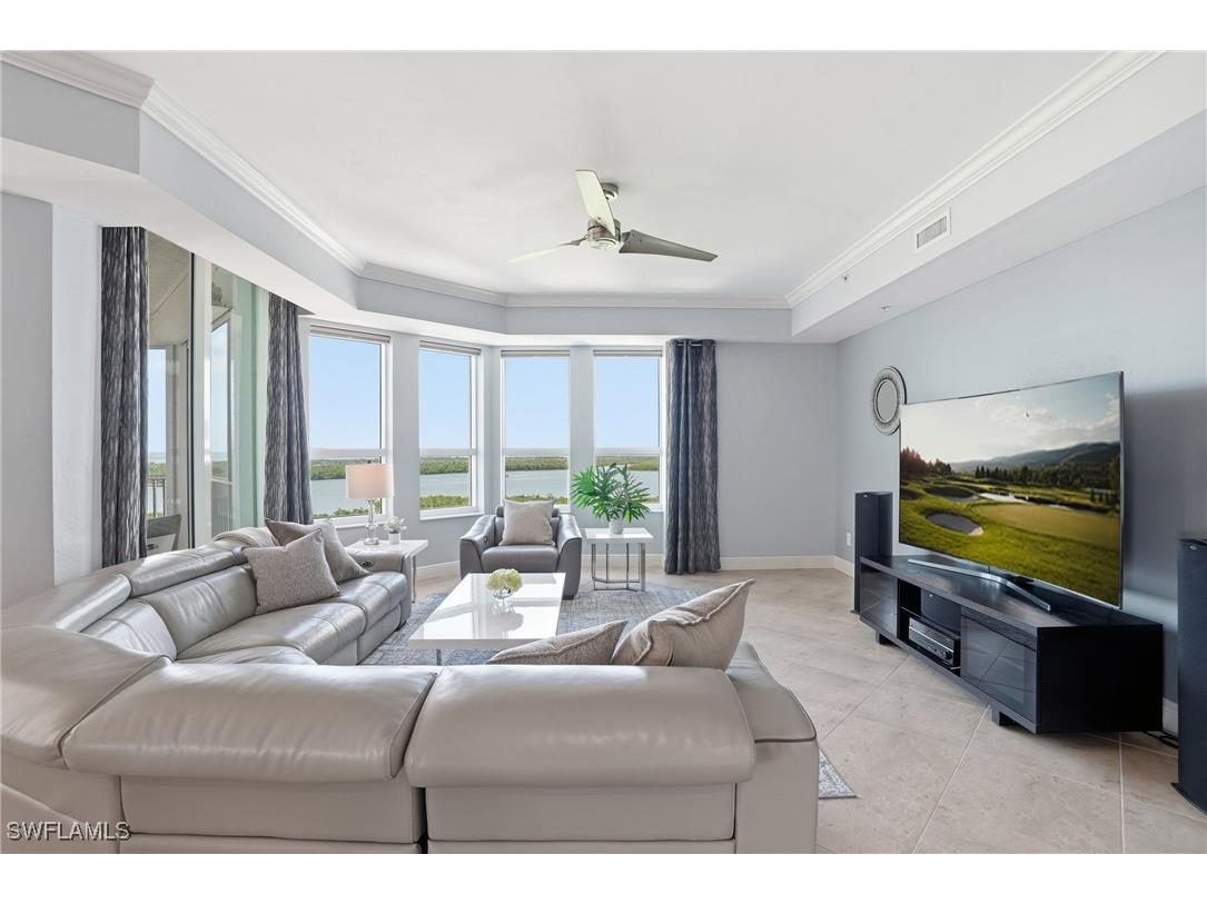 285 Grande Way #801 Naples FL 34110 225076887 image4