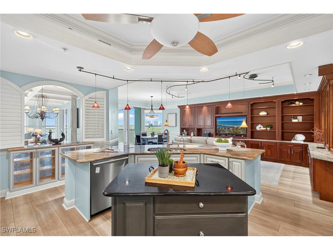 285 Grande Way #804 Naples FL 34110 225073709 image17