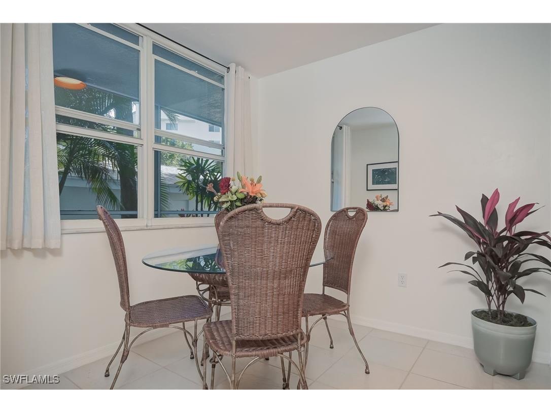 285 Naples Cove Drive #1103 Naples FL 34110 225074075 image10