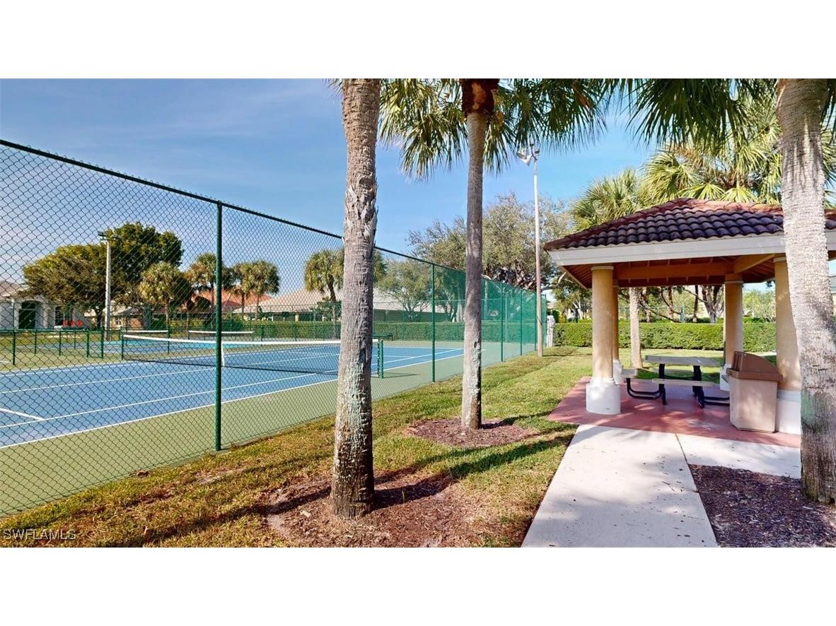 285 Spider Lily Lane Naples FL 34119 225082251 image12