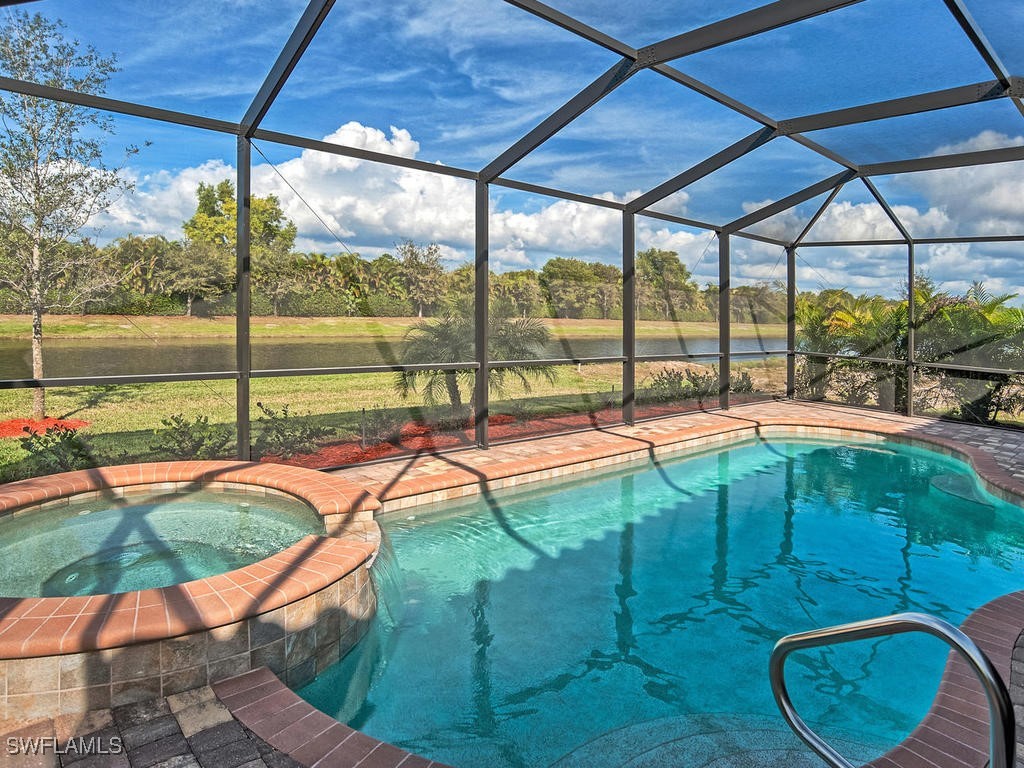 2850 Aviamar Circle Naples FL 34114 225067869 image1