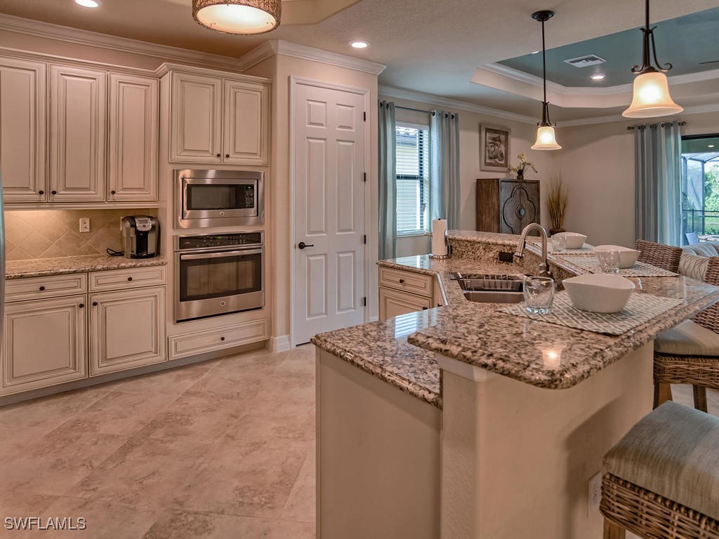 2850 Aviamar Circle Naples FL 34114 225067869 image9