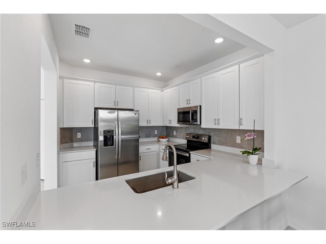 2850 Blossom Way Naples FL 34120 225073921 image15