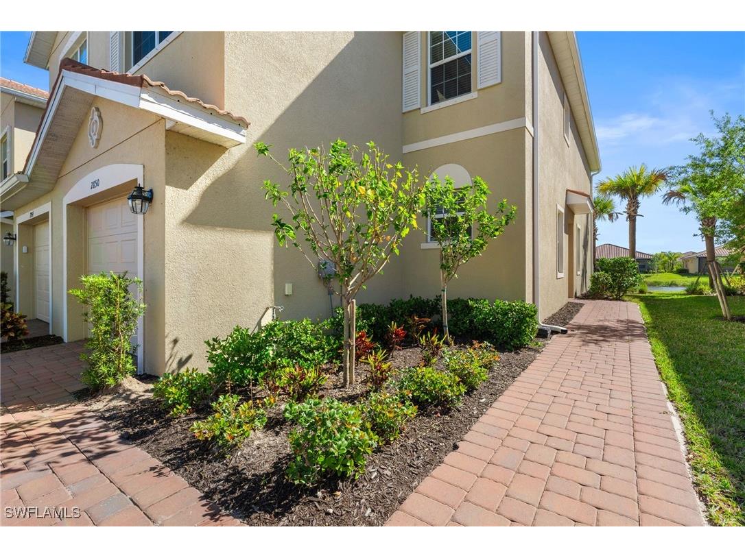 2850 Blossom Way Naples FL 34120 225073921 image3