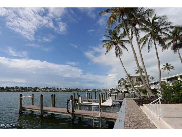 2850 Gulf Shore Boulevard N #102 Naples FL 34103 225061861 image1