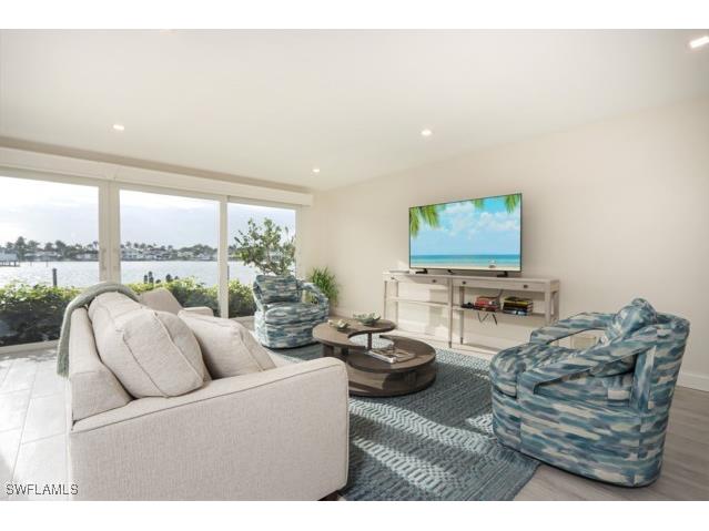 2850 Gulf Shore Boulevard N #102 Naples FL 34103 225061861 image3