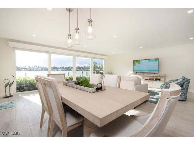 2850 Gulf Shore Boulevard N #102 Naples FL 34103 225061861 image6