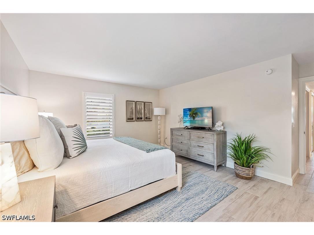 2850 Gulf Shore Boulevard N #102 Naples FL 34103 226013993 image13