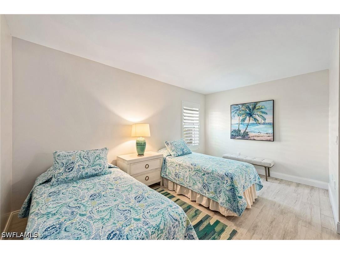 2850 Gulf Shore Boulevard N #102 Naples FL 34103 226013993 image16