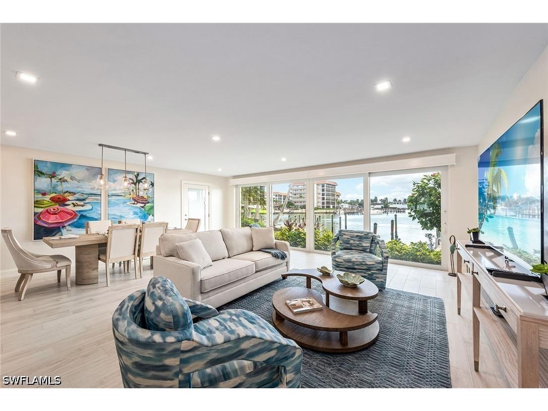 2850 Gulf Shore Boulevard N #102 Naples FL 34103 226013993 image2