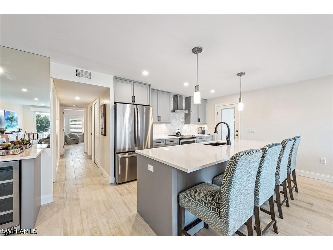 2850 Gulf Shore Boulevard N #102 Naples FL 34103 226013993 image8