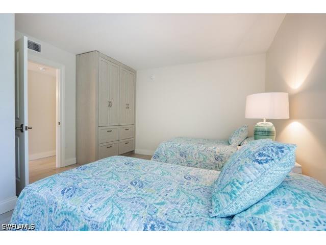 2850 Gulf Shore Boulevard N #102 Naples FL 34103 226023510 image18