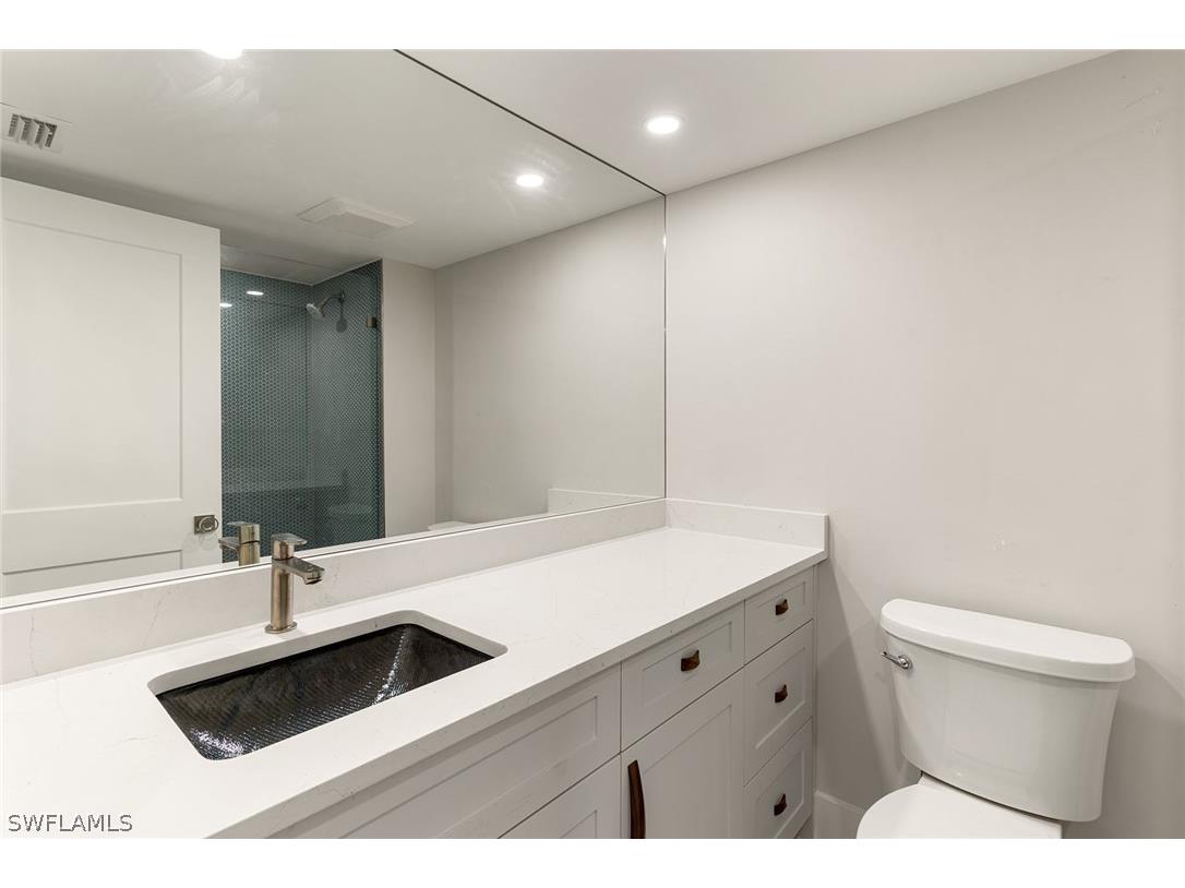 2850 Gulf Shore Boulevard N #106 Naples FL 34103 226011922 image12