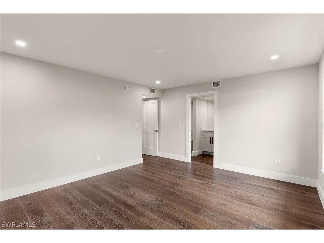 2850 Gulf Shore Boulevard N #106 Naples FL 34103 226011922 image17