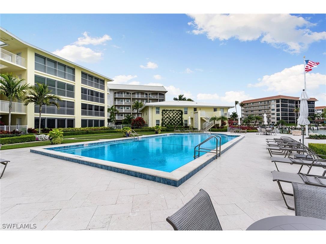 2850 Gulf Shore Boulevard N #106 Naples FL 34103 226011922 image24