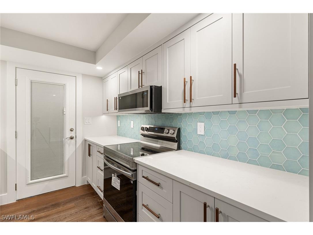 2850 Gulf Shore Boulevard N #106 Naples FL 34103 226011922 image8